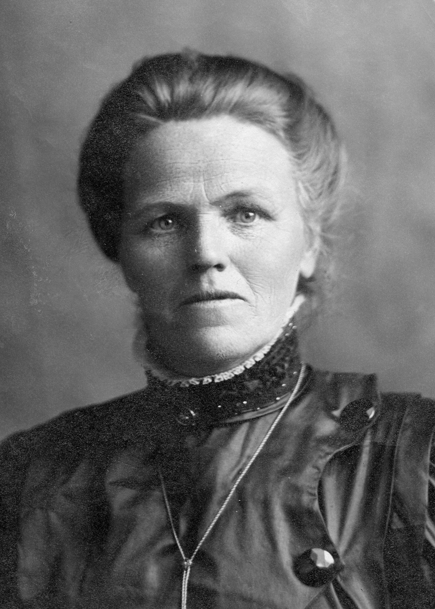 Alcie Muir, Margaret (maggie) Muir Hatches Sister