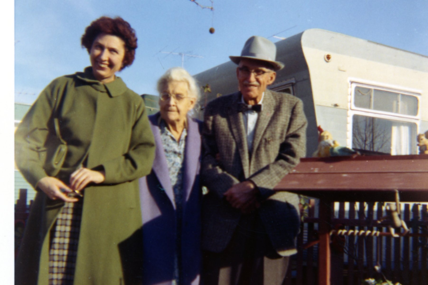 Kathleen,lottie And Frank S Hatch