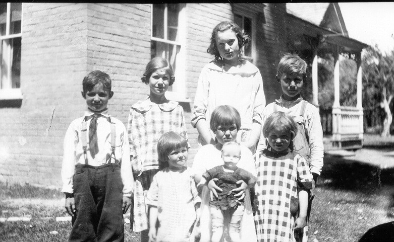 Mary,william,anna,frank,charlotte,helen,nedra Cottam Holding Doll